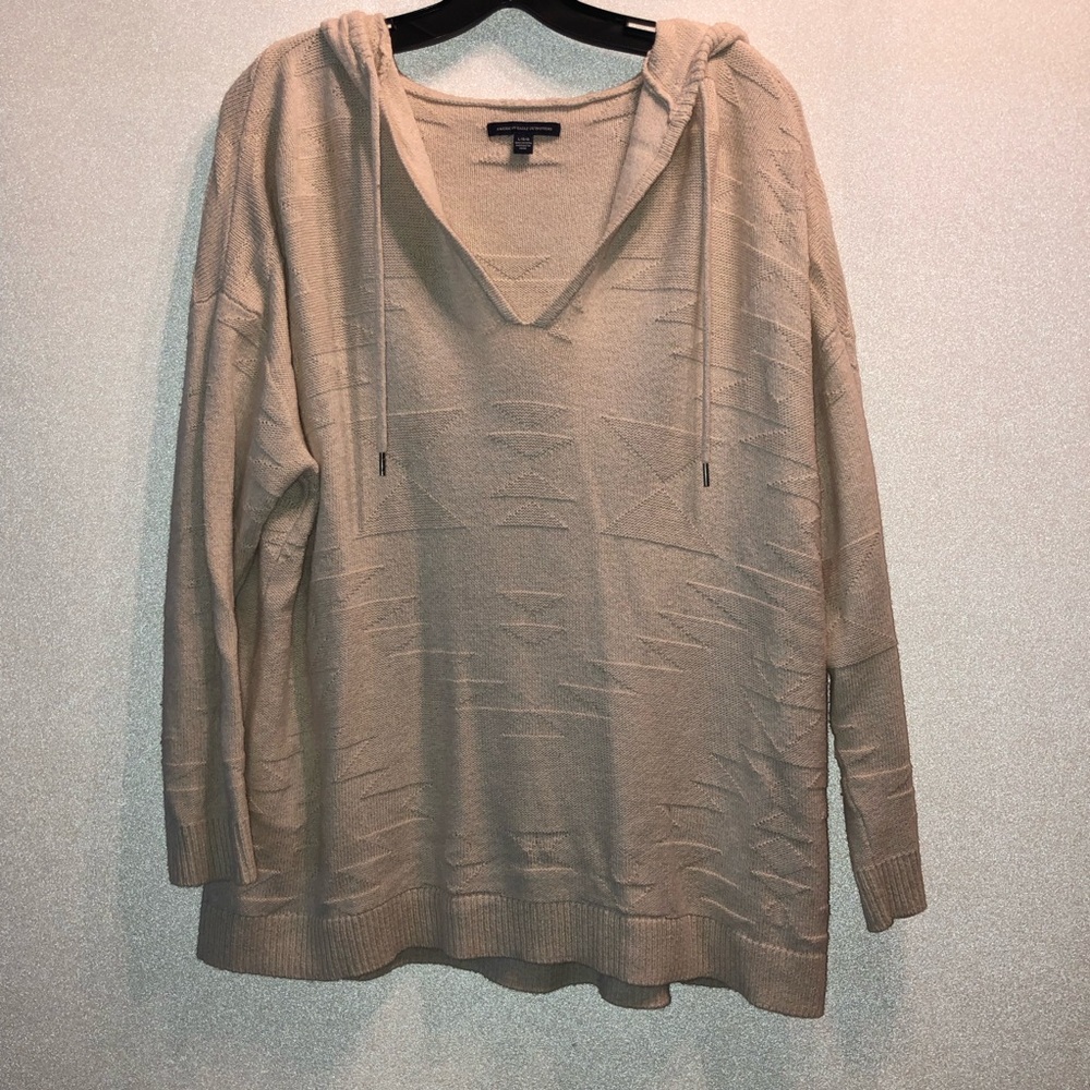 COPY - American Eagle Aztec knit hooded sweater 3/4 sleeved size large men’s